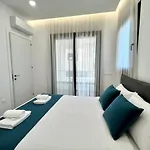 Anna Sea View 201